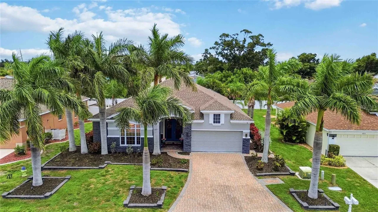 4251 Tennyson Way, Venice